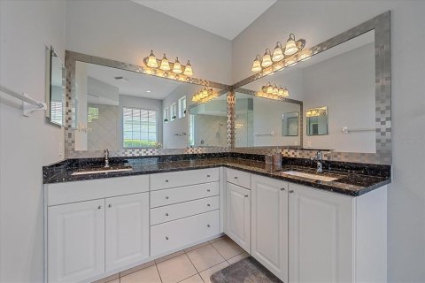 Villa ou maison à louer à Bradenton, Floride: 4 chambres, 235.88 m2 № 1872767 - photo 26