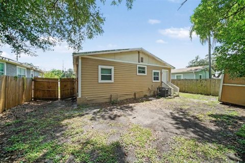 Villa ou maison à vendre à Tampa, Floride: 3 chambres, 137.96 m2 № 2291527 - photo 20