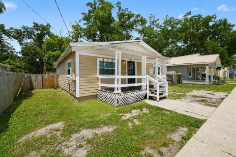 Villa ou maison à vendre à Tampa, Floride: 3 chambres, 137.96 m2 № 2291527 - photo 2