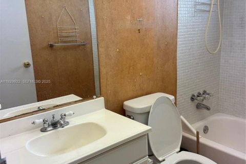 Купить кондоминиум в Делрей-Бич, Флорида 1 комната, 81.75м2, № 1988857 - фото 16