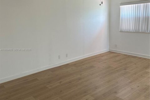 Купить кондоминиум в Делрей-Бич, Флорида 1 комната, 81.75м2, № 1988857 - фото 13