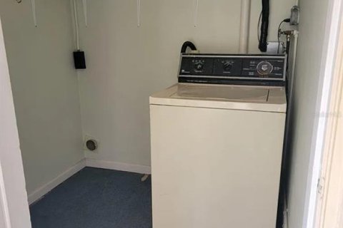 Condo in DeLand, Florida, 2 bedrooms  № 2221746 - photo 20