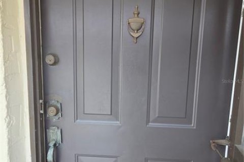 Condo in DeLand, Florida, 2 bedrooms  № 2221746 - photo 2