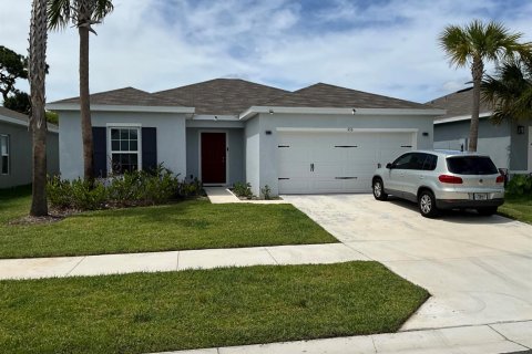 House in St. Lucie, Florida 3 bedrooms, 122.91 sq.m. № 2240857 - photo 3