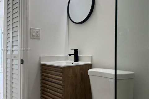 Villa ou maison à louer à Miami, Floride: 3 chambres, 106.84 m2 № 1929830 - photo 12