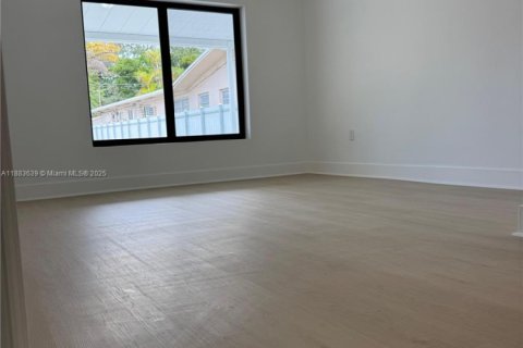 Villa ou maison à louer à Miami, Floride: 3 chambres, 106.84 m2 № 1929830 - photo 7