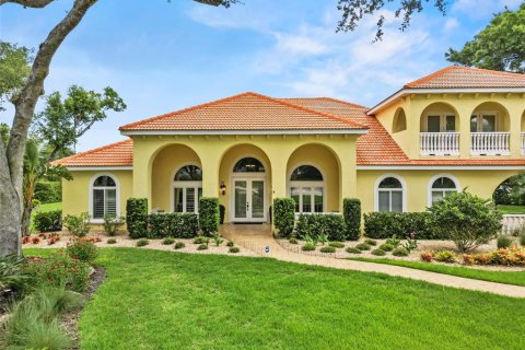 House in Ormond Beach, Florida 4 bedrooms, 310.57 sq.m. № 1895027 - photo 1