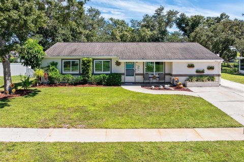 Villa ou maison à North Port, Floride 4 chambres, 147.71 m2 № 2391294