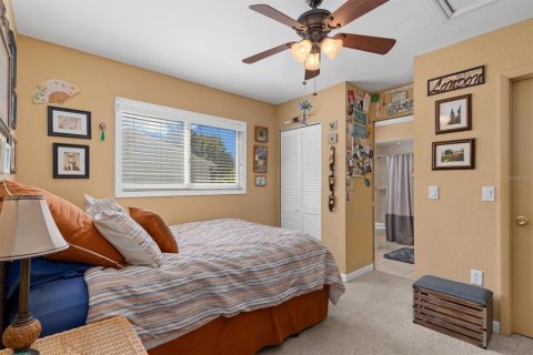 Villa ou maison à vendre à North Port, Floride: 4 chambres, 147.71 m2 № 2391294 - photo 24