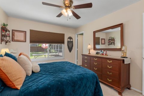 Villa ou maison à vendre à North Port, Floride: 4 chambres, 147.71 m2 № 2391294 - photo 15