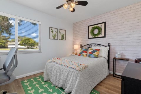 Villa ou maison à vendre à North Port, Floride: 4 chambres, 147.71 m2 № 2391294 - photo 21