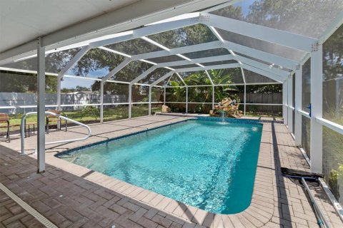 Villa ou maison à vendre à North Port, Floride: 4 chambres, 147.71 m2 № 2391294 - photo 29