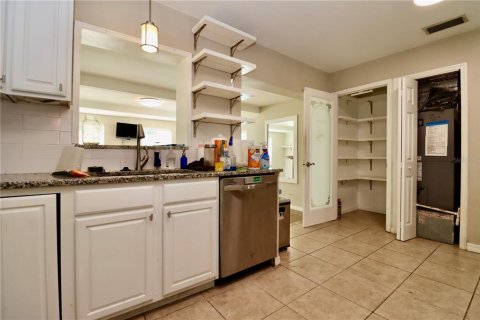House in Largo, Florida 3 bedrooms, 128.58 sq.m. № 1876187 - photo 21