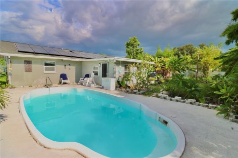 House in Largo, Florida 3 bedrooms, 128.58 sq.m. № 1876187 - photo 26