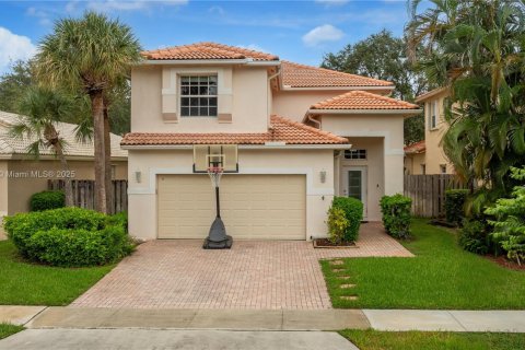Villa ou maison à vendre à Pembroke Pines, Floride: 4 chambres, 216.65 m2 № 1947241 - photo 1