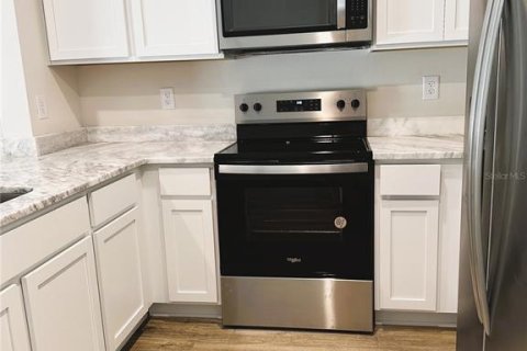 Снять в аренду таунхаус в Палм-Харбор, Флорида 1 комната, 135.92м2, № 1615398 - фото 10