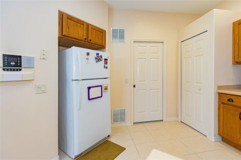 House in Ocala, Florida 3 bedrooms, 169.73 sq.m. № 2110116 - photo 16