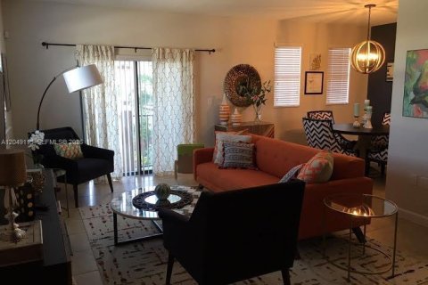 Copropriété à vendre à Doral, Floride: 3 chambres, 116.69 m2 № 2180711 - photo 6