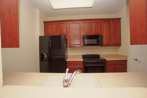 Condo in Orlando, Florida, 3 bedrooms  № 1902108 - photo 6