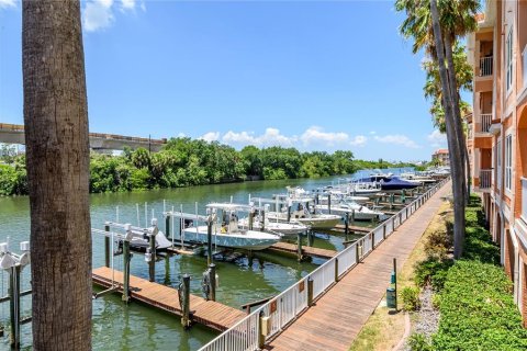 Copropriété à vendre à Tampa, Floride: 1 chambre, 83.89 m2 № 2437379 - photo 29