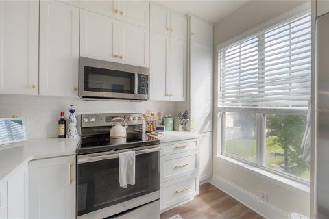 Copropriété à vendre à Tampa, Floride: 1 chambre, 83.89 m2 № 2437379 - photo 12