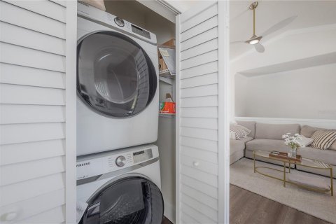 Copropriété à vendre à Tampa, Floride: 1 chambre, 83.89 m2 № 2437379 - photo 14