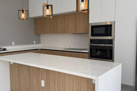 Casa en venta en Cape Coral, Florida, 3 dormitorios, 182.55 m2 № 1935762 - foto 24