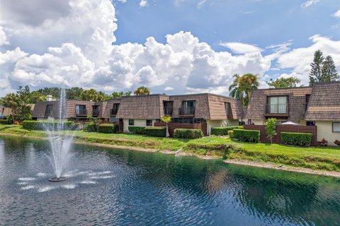 Condo in Tampa, Florida, 3 bedrooms  № 1878120 - photo 2