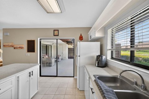 Condo in Tampa, Florida, 3 bedrooms  № 1878120 - photo 16
