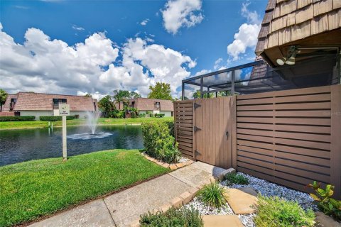 Condo in Tampa, Florida, 3 bedrooms  № 1878120 - photo 1