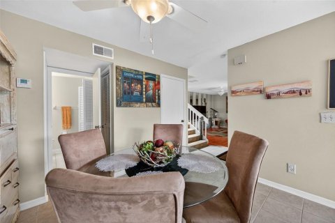 Condo in Tampa, Florida, 3 bedrooms  № 1878120 - photo 21