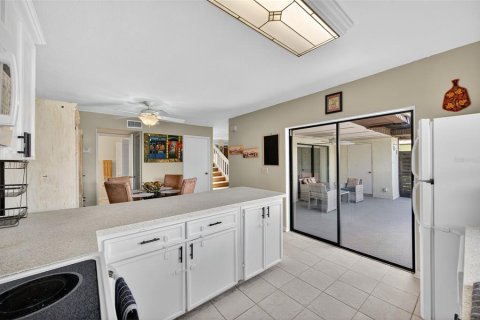 Condo in Tampa, Florida, 3 bedrooms  № 1878120 - photo 17