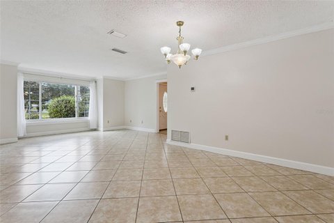Villa ou maison à vendre à Longwood, Floride: 4 chambres, 233.46 m2 № 2398686 - photo 12