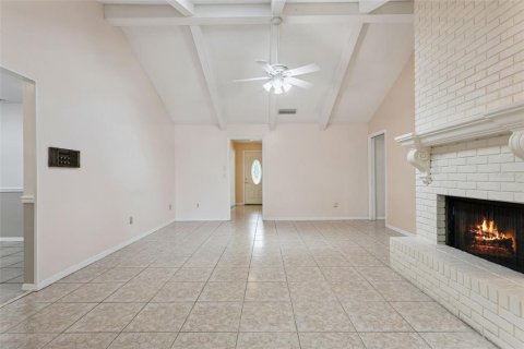 Villa ou maison à vendre à Longwood, Floride: 4 chambres, 233.46 m2 № 2398686 - photo 4