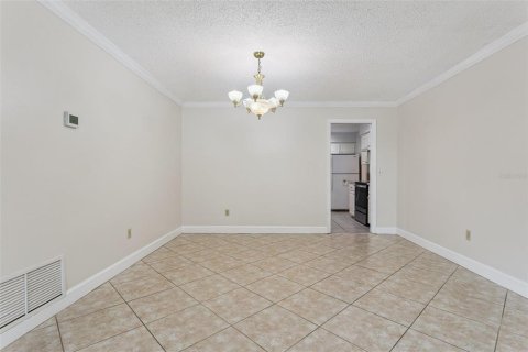 Villa ou maison à vendre à Longwood, Floride: 4 chambres, 233.46 m2 № 2398686 - photo 13