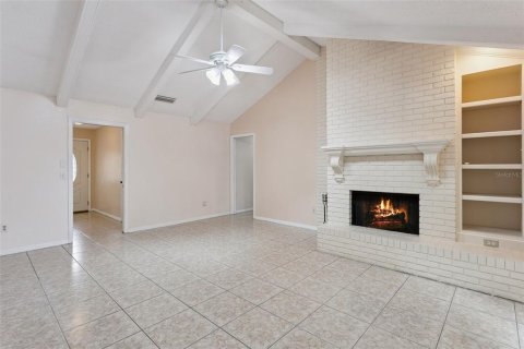 Villa ou maison à vendre à Longwood, Floride: 4 chambres, 233.46 m2 № 2398686 - photo 5