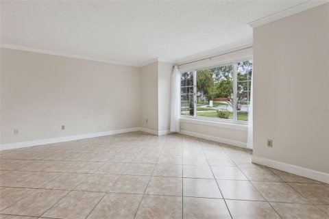 Villa ou maison à vendre à Longwood, Floride: 4 chambres, 233.46 m2 № 2398686 - photo 9