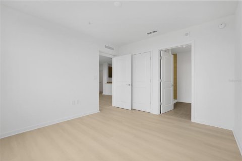 Condo in Orlando, Florida, 2 bedrooms № 2213459 - photo 26