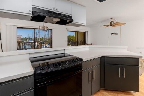 Condominio en venta en South Pasadena, Florida, 1 dormitorio, 85.47 m2 № 1248233 - foto 16