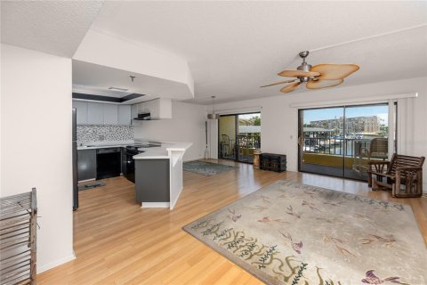 Condominio en venta en South Pasadena, Florida, 1 dormitorio, 85.47 m2 № 1248233 - foto 2