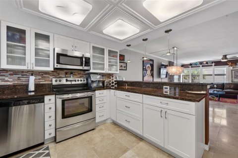 Купить кондоминиум в Нью-Смирна-Бич, Флорида 5 комнат, 93.65м2, № 2206939 - фото 7