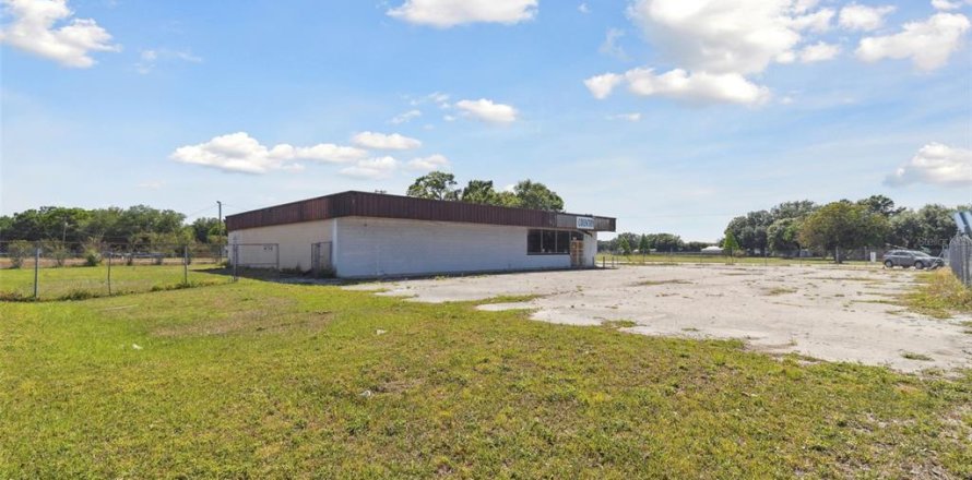 Immobilier commercial à Plant City, Floride 512.82 m2 № 1607946