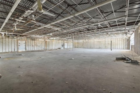 Immobilier commercial à vendre à Plant City, Floride: 512.82 m2 № 1607946 - photo 7