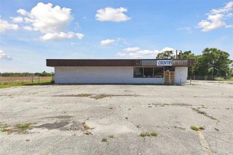 Immobilier commercial à vendre à Plant City, Floride: 512.82 m2 № 1607946 - photo 2