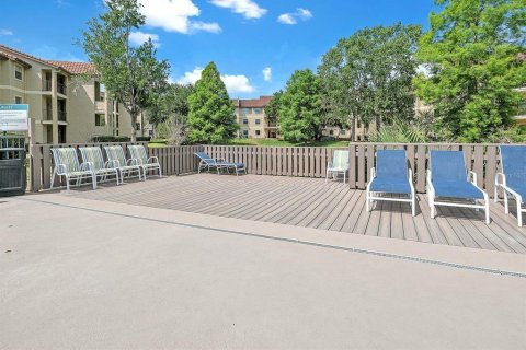 Condo in Kissimmee, Florida, 2 bedrooms № 2123638 - photo 21