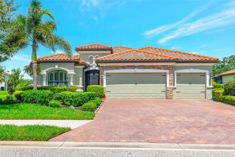 Casa en venta en Bradenton, Florida, 4 dormitorios, 208.01 m2 № 1883385 - foto 1