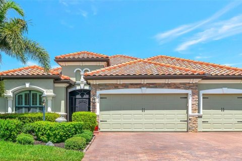 Casa en venta en Bradenton, Florida, 4 dormitorios, 208.01 m2 № 1883385 - foto 3