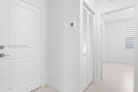 Villa ou maison à vendre à Miami, Floride: 3 chambres, 173.73 m2 № 2263743 - photo 26