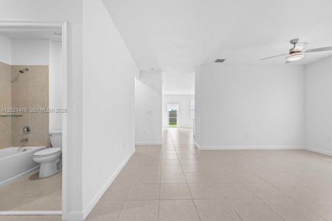 Villa ou maison à vendre à Miami, Floride: 3 chambres, 173.73 m2 № 2263743 - photo 19