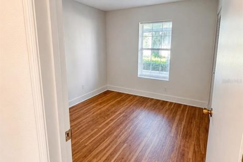 Condo in Apopka, Florida, 2 bedrooms  № 2151677 - photo 12